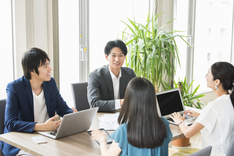 イメージを膨らませて素敵な会社ロゴを作りましょう！